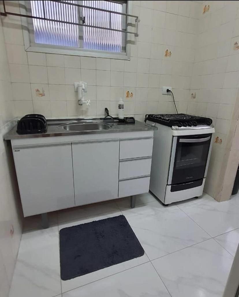 113 Canto Do Forte - 1Dorm - 200 M Da Praia E 20M Dos Bares E Restaurantes - Estacionamento Gratuito E Wi Fi , Tv A Cabo 프라이아 그란데 외부 사진