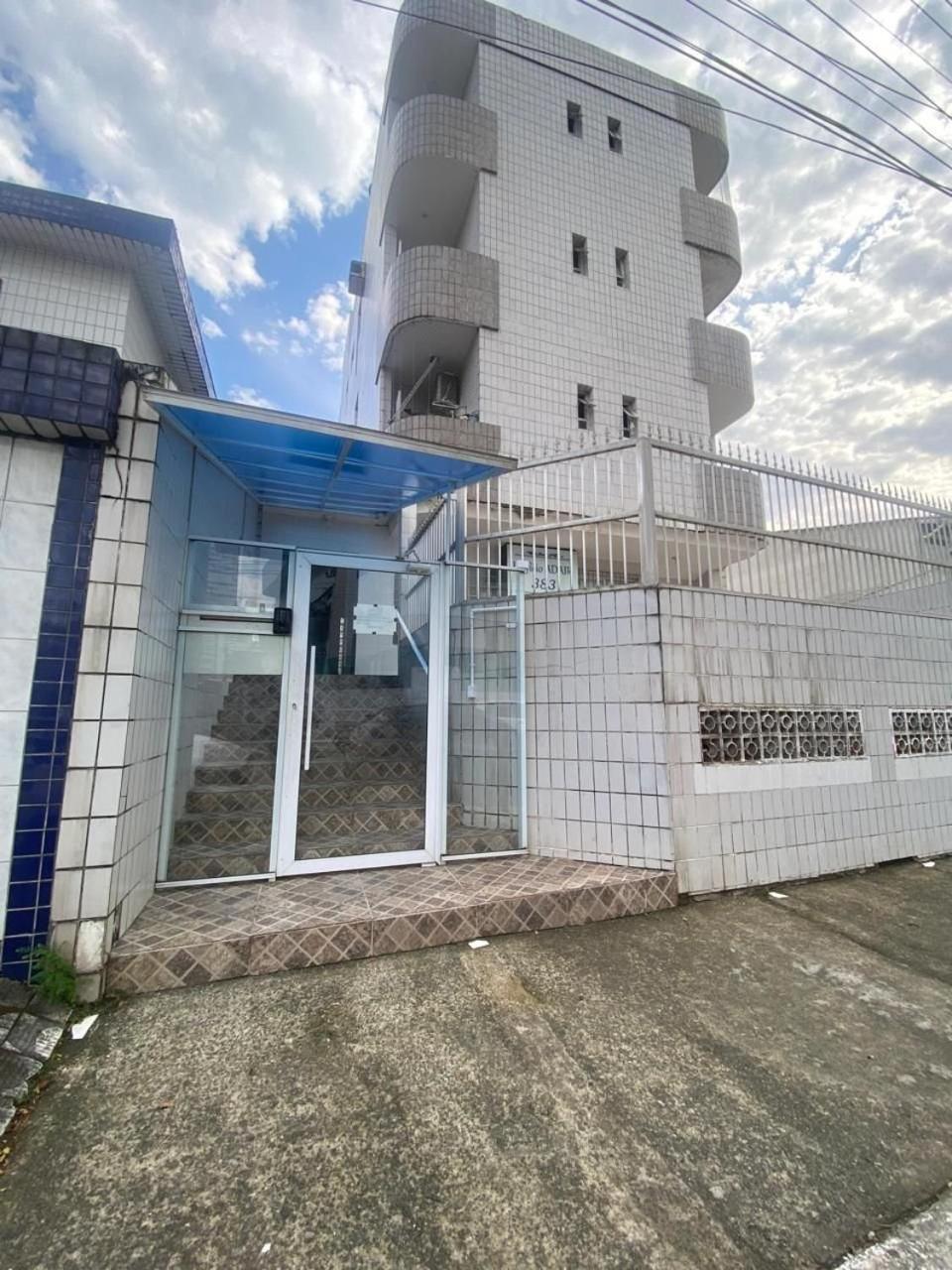 113 Canto Do Forte - 1Dorm - 200 M Da Praia E 20M Dos Bares E Restaurantes - Estacionamento Gratuito E Wi Fi , Tv A Cabo 프라이아 그란데 외부 사진